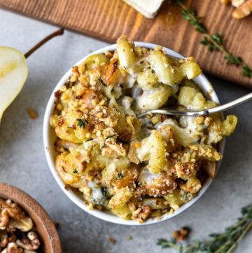 Pear and Roquefort Macaroni and Cheese