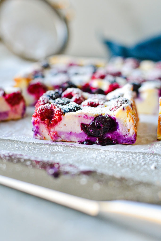 Easy Crustless Yogurt Cheesecake Bars with Berries