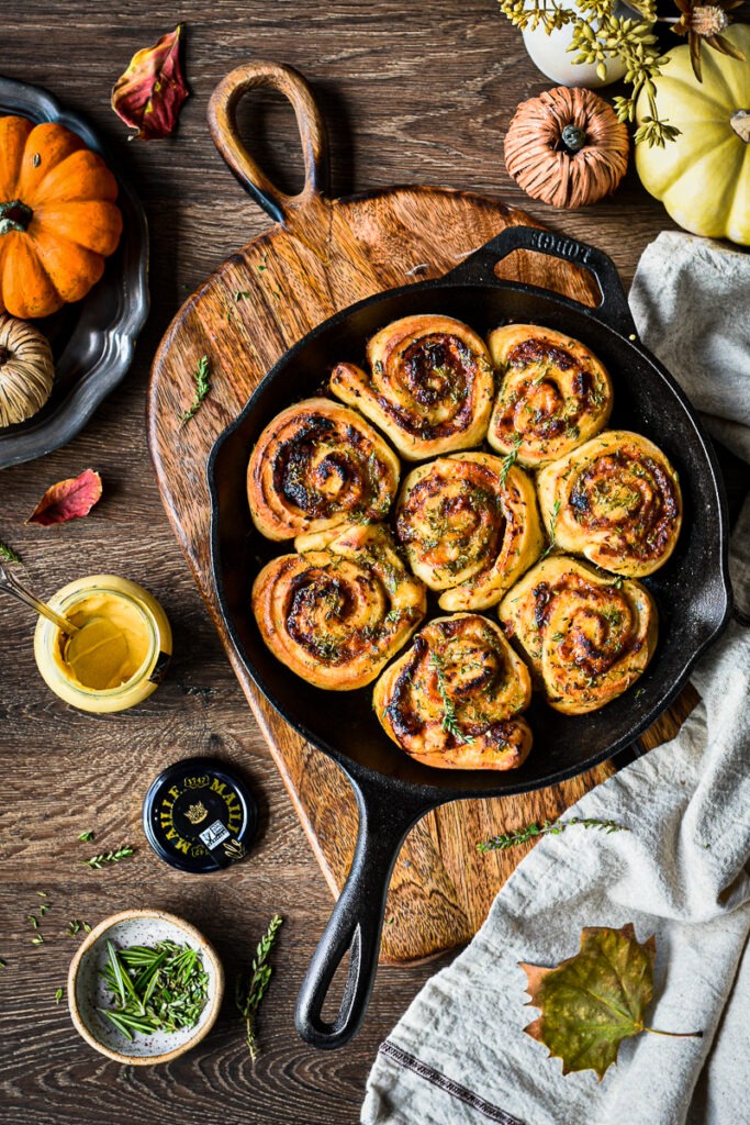 Savory Prosciutto and Cheese Rolls