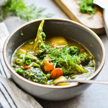 Broccoli and Peas Soup